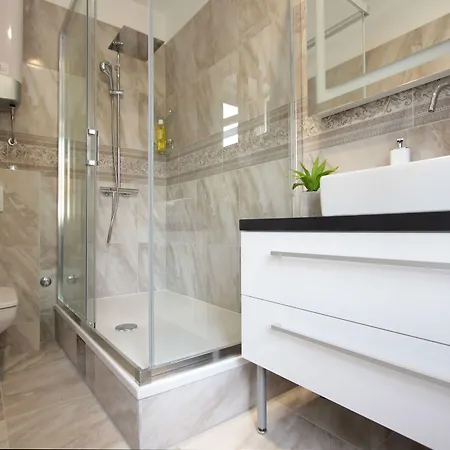 Well Of Life Luxury Гостьовий будинок Спліт