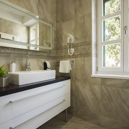 Well Of Life Luxury 4* Split